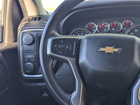 Used 2020 Chevrolet Silverado 1500 LT image 23
