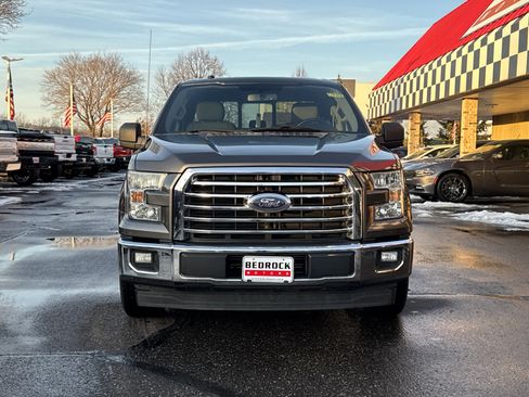 Used 2017 Ford F150 XLT w/ Equipment Group 302A Luxury image 3