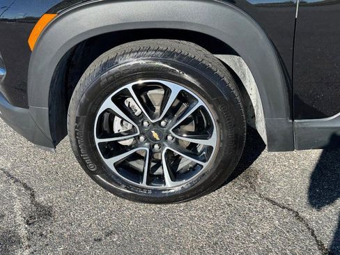 Certified 2025 Chevrolet TrailBlazer LT w/ Convenience Package image 8