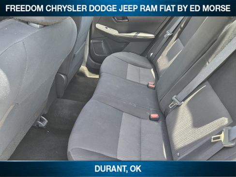 Used 2024 Nissan Sentra SV FWD image 20