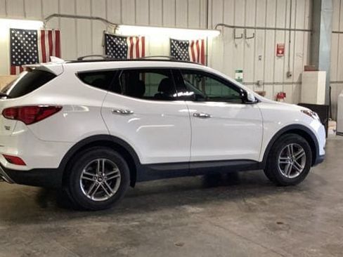 Used 2017 Hyundai Santa Fe Sport AWD/4WD image 17