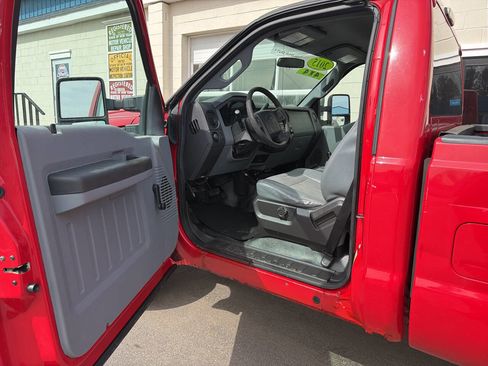 Used 2015 Ford F250 XL w/ Snow Plow Prep Package image 13