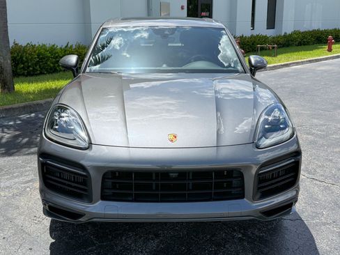 Used 2021 Porsche Cayenne GTS AWD/4WD image 10