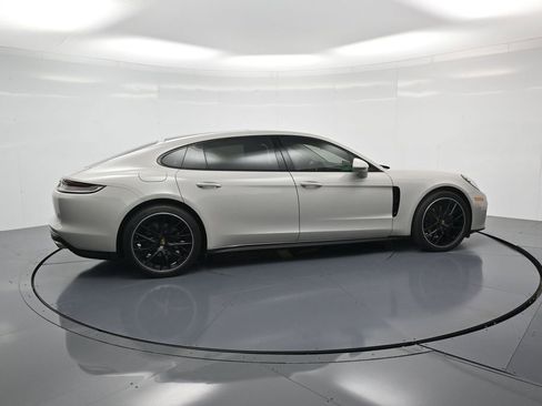 Used 2022 Porsche Panamera 4 Executive AWD/4WD image 31