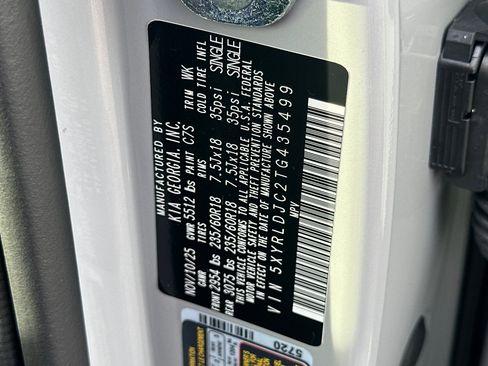 New 2026 Kia Sorento S image 28