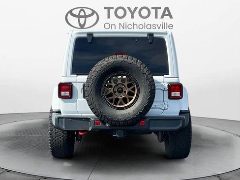 Used 2021 Jeep Wrangler Unlimited Rubicon AWD/4WD image 5