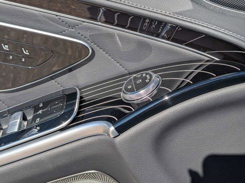 Used 2025 Mercedes-Benz S 580e 4MATIC Sedan image 23