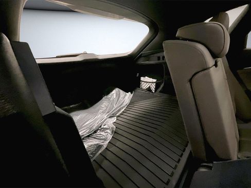 Used 2025 Audi Q5 Premium image 26