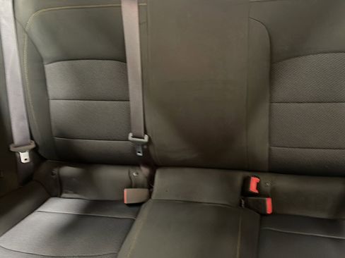 Used 2017 Chevrolet Cruze LS FWD image 10