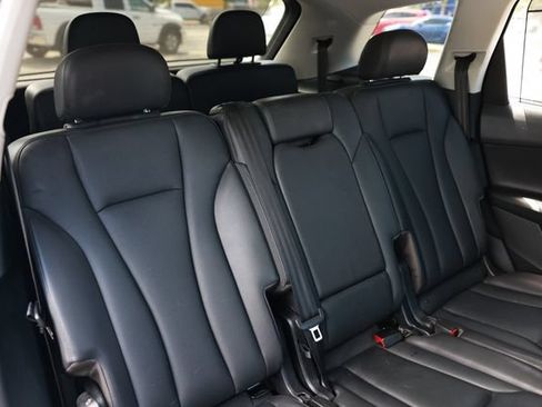 Used 2018 Audi Q7 3.0T Prestige w/ Prestige Package AWD/4WD image 17