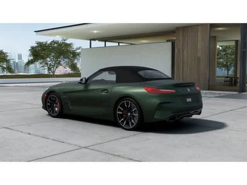 New 2026 BMW Z4 M40i image 2