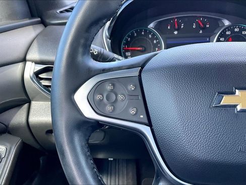 Used 2023 Chevrolet Traverse LT image 10