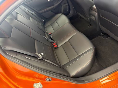 Used 2025 Nissan Sentra SR w/ SR Premium Package FWD image 13