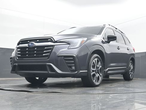 Used 2024 Subaru Ascent Limited image 25