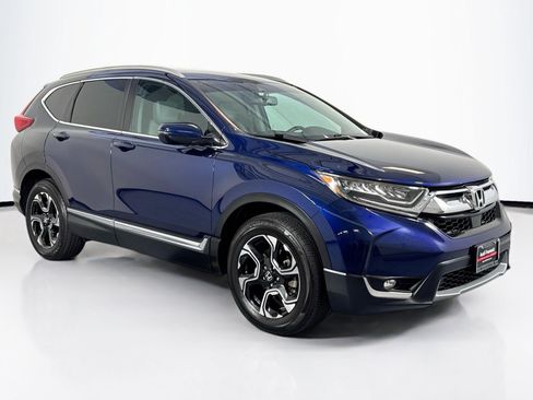 Used 2018 Honda CR-V Touring image 3