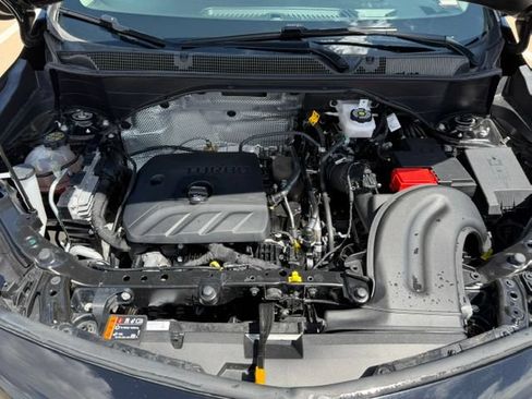 Used 2023 Buick Encore GX Preferred w/ Cold Weather Comfort Package AWD/4WD image 6