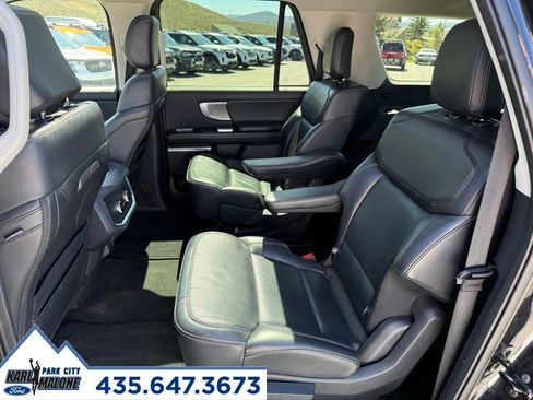 Used 2025 Ford Expedition Max Platinum AWD/4WD image 29