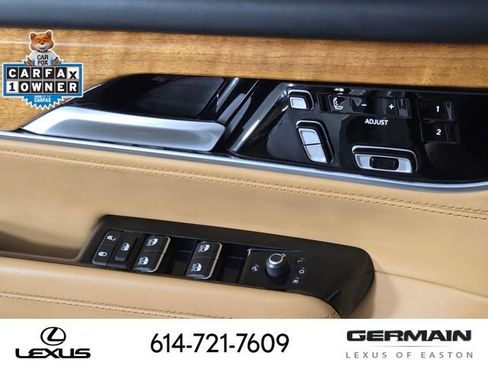 Used 2023 Jeep Grand Wagoneer Series III w/ HD Trailer Tow Package AWD/4WD image 29