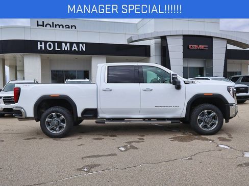 New 2026 GMC Sierra 2500 SLT w/ SLT Premium Package AWD/4WD image 2