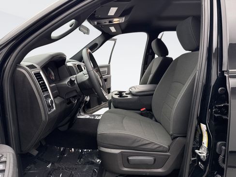 Used 2022 RAM 1500 Classic Warlock image 11