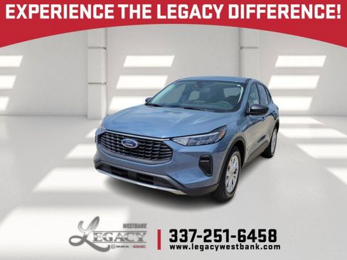 Used 2025 Ford Escape Active FWD image 1