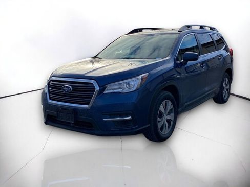 Used 2022 Subaru Ascent Premium w/ Convenience Package image 2