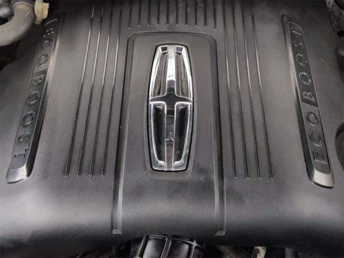 Used 2017 Lincoln Navigator L Select image 14