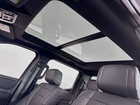 Used 2025 Toyota Tundra Limited image 20