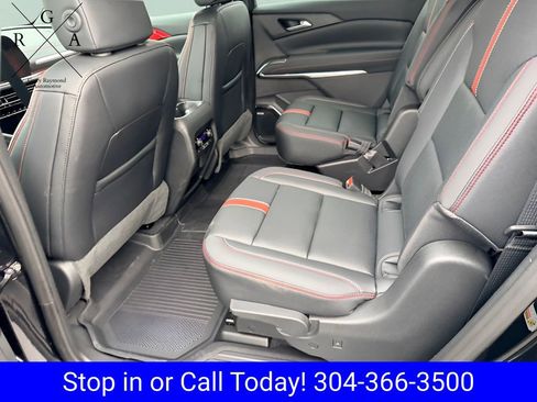 New 2026 Chevrolet Traverse RS w/ LPO, Floor Liner Package AWD/4WD image 30