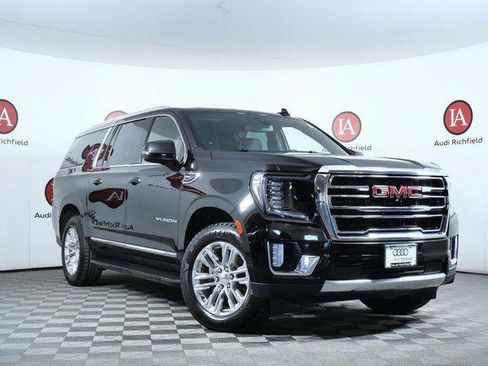 Used 2021 GMC Yukon XL SLT w/ SLT Luxury Plus Package AWD/4WD image 1