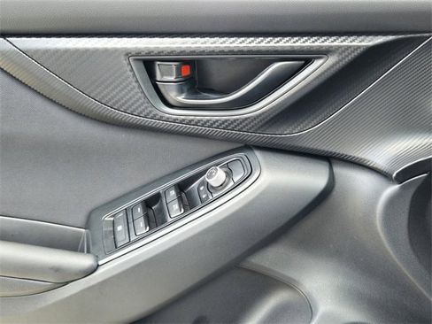 Certified 2023 Subaru Crosstrek 2.0i Premium image 29