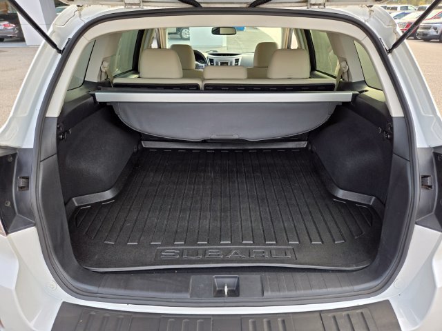 Used 2014 Subaru Outback 2.5i Limited w/ Moonroof Package AWD/4WD image 20
