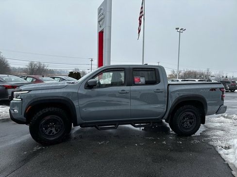 Used 2023 Nissan Frontier PRO-4X w/ Pro Convenience Package image 5