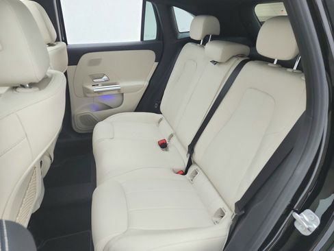 New 2026 Mercedes-Benz GLA 250 GLA 250 image 9