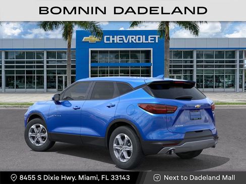 New 2025 Chevrolet Blazer LT image 3