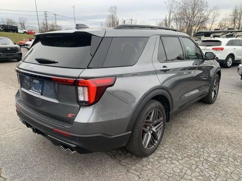 New 2025 Ford Explorer ST w/ Sun And Sound Package image 8