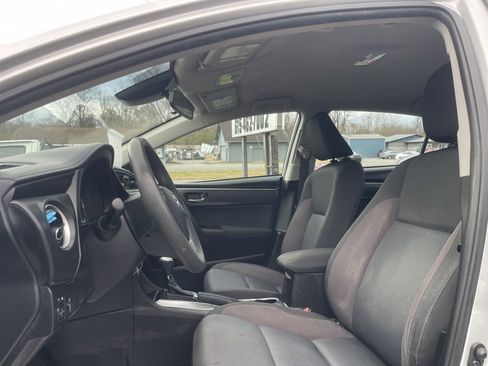 Used 2018 Toyota Corolla L image 8