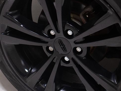 Used 2012 Lincoln MKZ AWD w/ Sport Appearance Pkg image 31