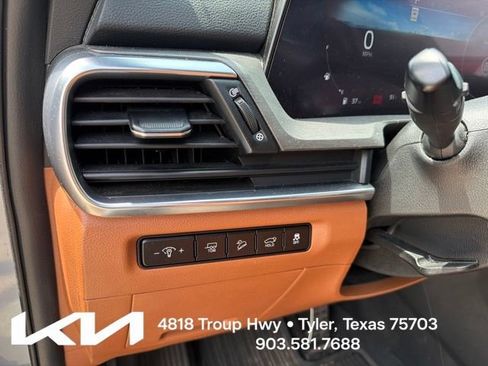 Certified 2024 Kia Telluride SX X-Line AWD/4WD image 12