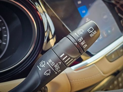 Used 2020 Buick Encore GX Essence w/ Advanced Technology Package image 20