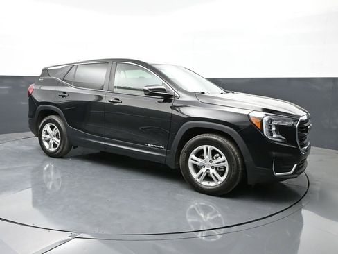 Used 2024 GMC Terrain SLE FWD image 5