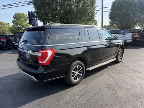 Used 2018 Ford Expedition Max XLT w/ Equipment Group 202A AWD/4WD image 4