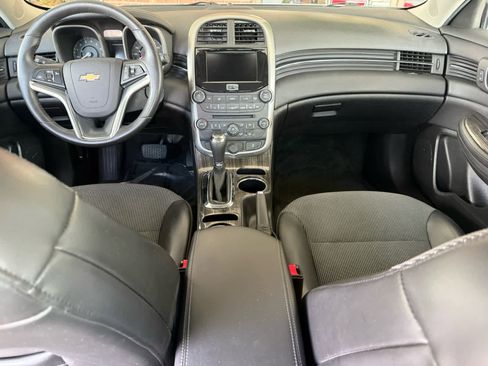 Used 2015 Chevrolet Malibu LT image 17