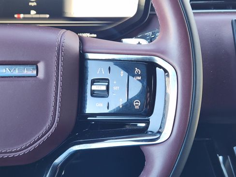 Certified 2025 Land Rover Range Rover Sport Dynamic SE image 29