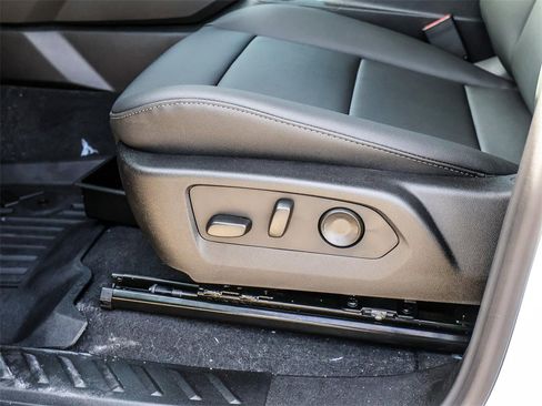 New 2026 Chevrolet Colorado LT w/ LT Convenience Package image 23