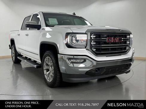 Used 2018 GMC Sierra 1500 SLT w/ Texas SLT Premium Package AWD/4WD image 4