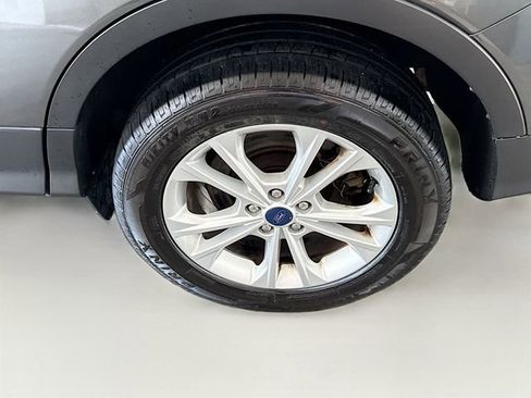Used 2017 Ford Escape SE AWD/4WD image 30