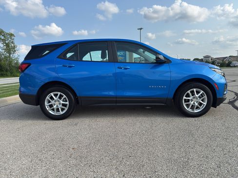 Used 2024 Chevrolet Equinox LS FWD image 5