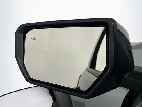 Used 2024 Chevrolet Colorado Trail Boss w/ Advanced Trailering Package image 16