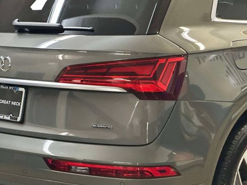 Used 2023 Audi Q5 2.0T Premium Plus w/ Premium Plus Package AWD/4WD image 27
